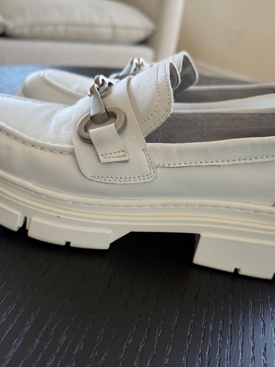 Tamaris White Leather Loafers – Women’s EU 40 US 9 - Picture 5 of 9